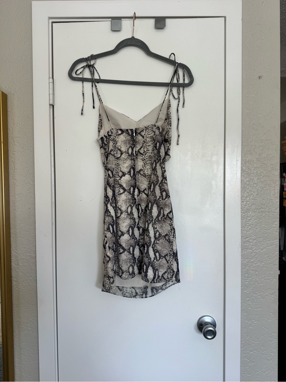 superdown Snake-Print Cutout Tie-Strap Slip Dress - Beige & Black - Picture 2 of 4
